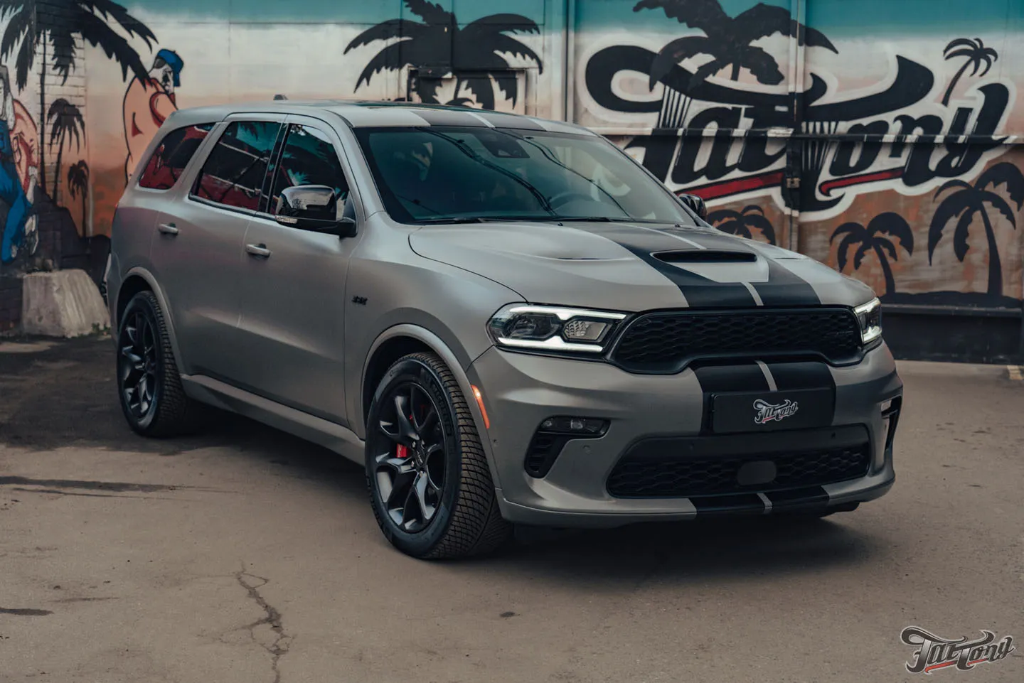 Установили дополнительный радиатор на Dodge Durango SRT